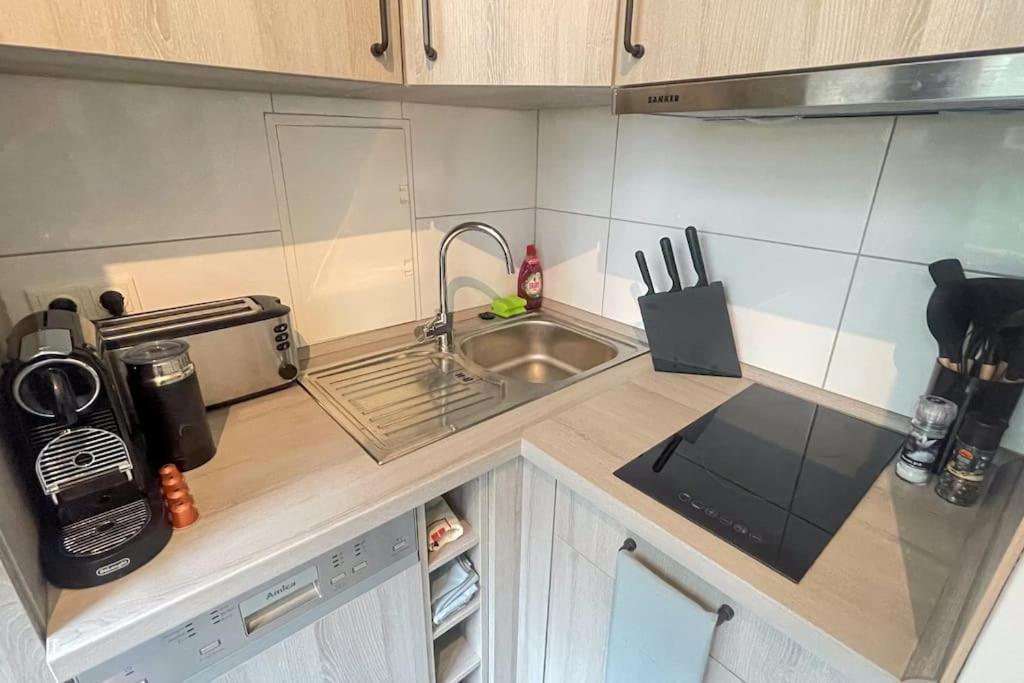 Apartment Modern L Netflix L Fast Wifi L Xbox