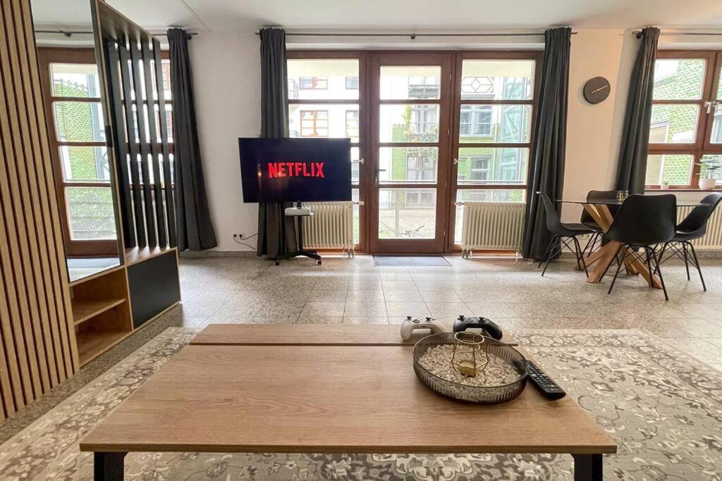 Modern L Netflix L Fast Wifi L Xbox Апартаменты *